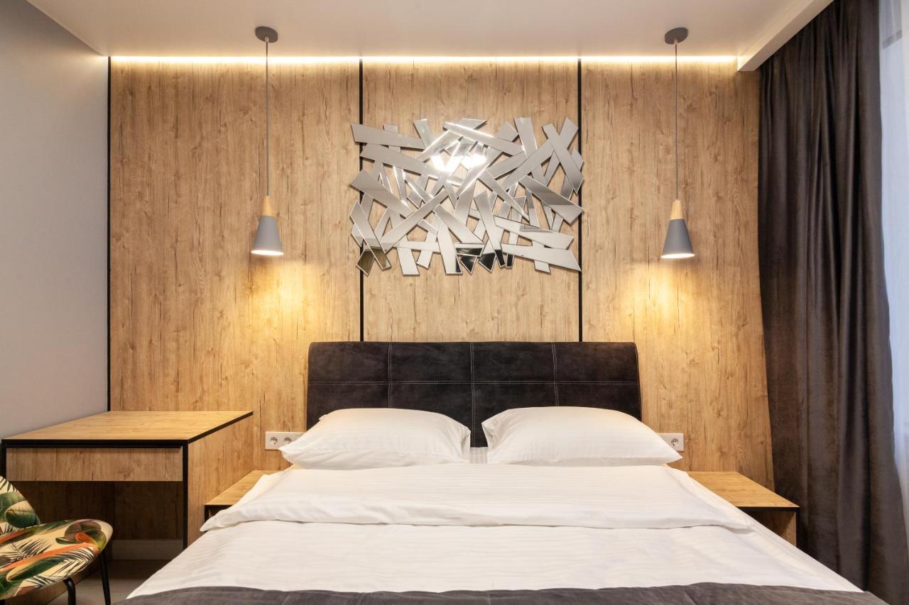 2 Bedrooms Apartments Levia 2 利沃夫 外观 照片