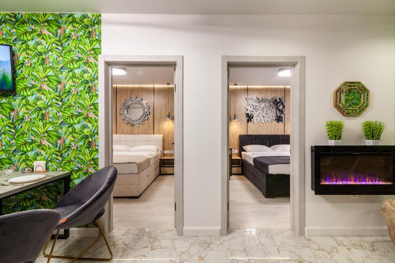 2 Bedrooms Apartments Levia 2 利沃夫 外观 照片